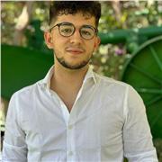 Offro lezioni in ambito umanistico, online.
Italiano, storia e geografia